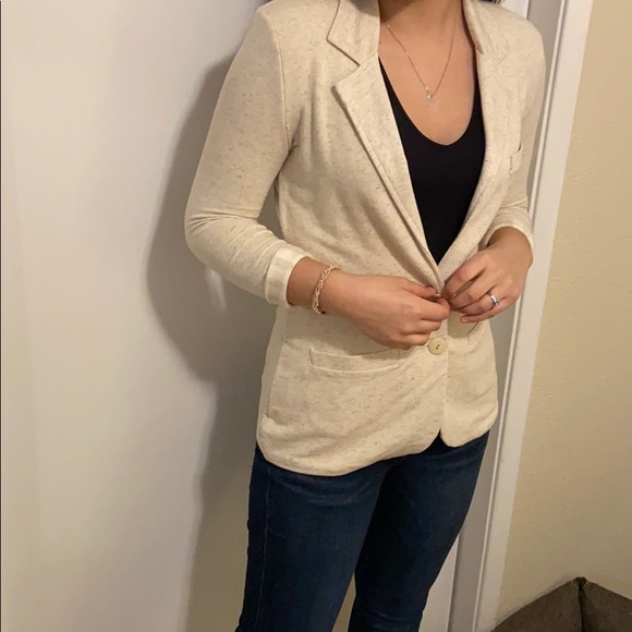Tart Jackets & Blazers - Tart Cute Little blazer 💕